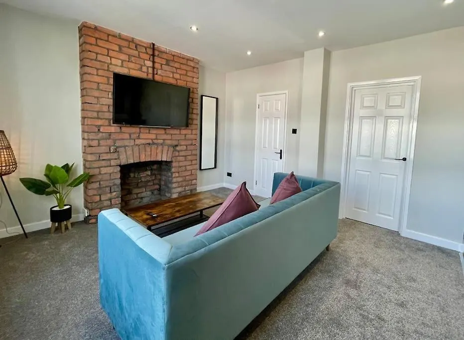 Stylish Central Apartment For 2 People Free Parking Кардифф 0*,