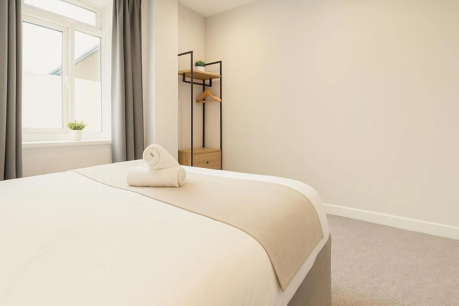Stylish Central Apartment For 2 People Free Parking Кардифф
