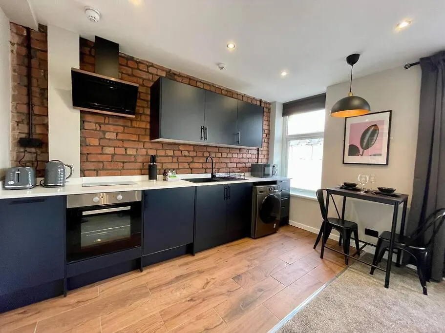 Stylish Central Apartment For 2 People Free Parking Cardiff