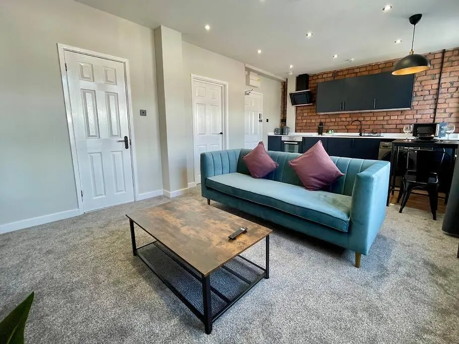 Stylish Central Apartment For 2 People Free Parking Cardiff